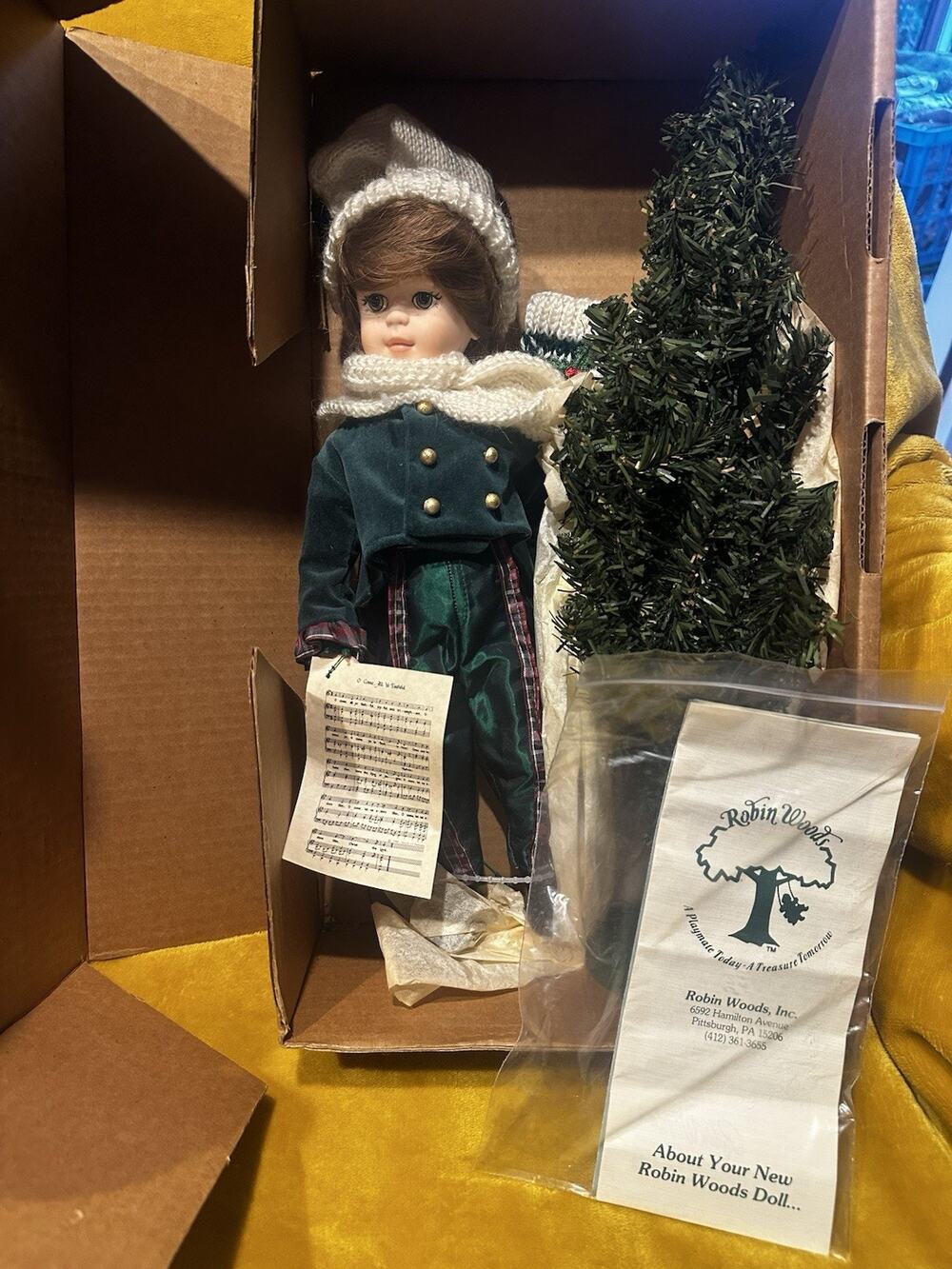 14” Robin Woods Dolls “Dickens” Tree Christmas Holiday 1988 New W/ Tag & Box